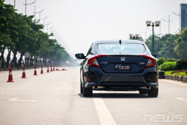 honda civic 2016 tim lai dam me