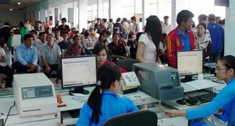 Giá vé tàu Tết 2015 giảm đến 20%