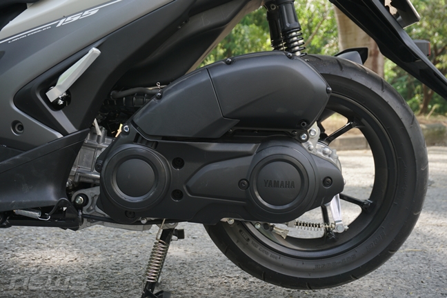 can canh nvx 155 mau xe tay ga moi cua yamaha