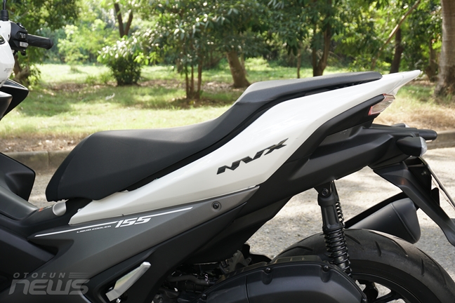 can canh nvx 155 mau xe tay ga moi cua yamaha