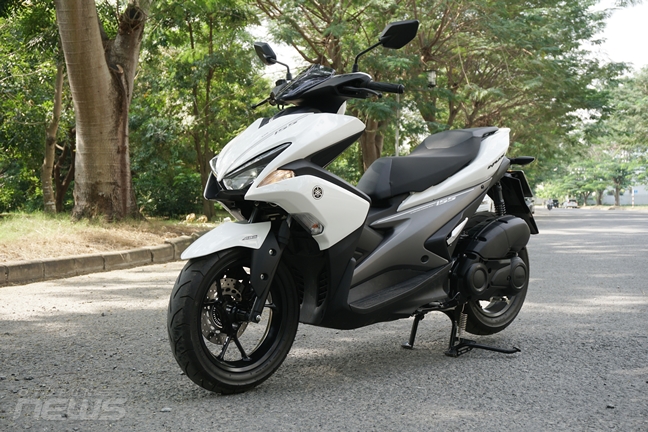 can canh nvx 155 mau xe tay ga moi cua yamaha