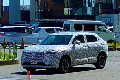 Honda HR-V 2021 dự kiến ra mắt tháng 4 năm nay Honda HR-V 2021 dự kiến ra mắt tháng 4 năm nay