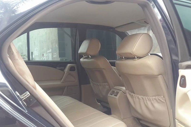 Mercedes-Benz E230 1996 biển đẹp rao bán chỉ 100 triệu đồng Mercedes-Benz E230 1996 biển đẹp rao bán chỉ 100 triệu đồng