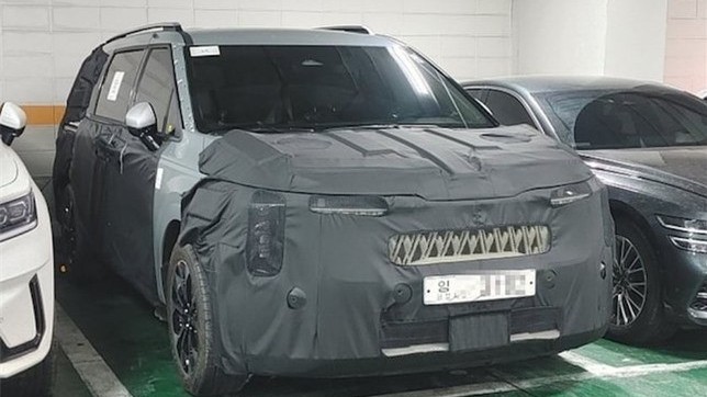 Kia Carnival lộ bản nâng cấp