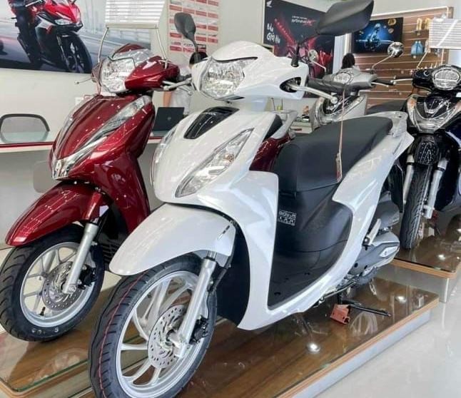 Honda Vision tăng giá ngay sau Tết Honda Vision tăng giá ngay sau Tết