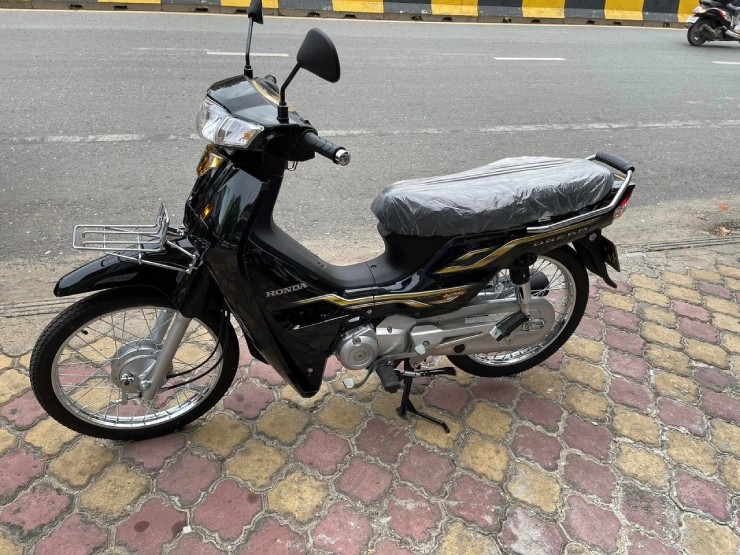 Chiêm ngưỡng hình ảnh Honda Dream 2023 sắp bán tại Việt Nam Chiêm ngưỡng hình ảnh Honda Dream 2023 sắp bán tại Việt Nam