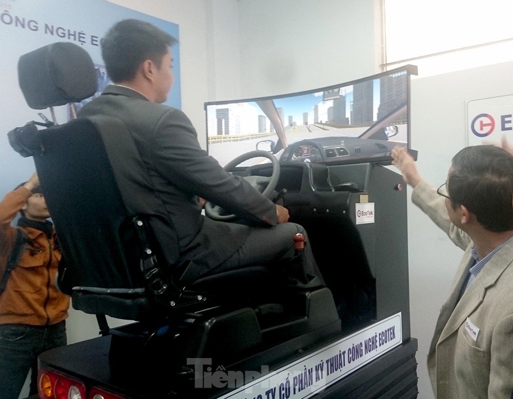 Lùi thời hạn dạy lái ô tô bằng phần mềm mô phỏng đến 31/12 năm nay Lùi thời hạn dạy lái ô tô bằng phần mềm mô phỏng đến 31/12 năm nay
