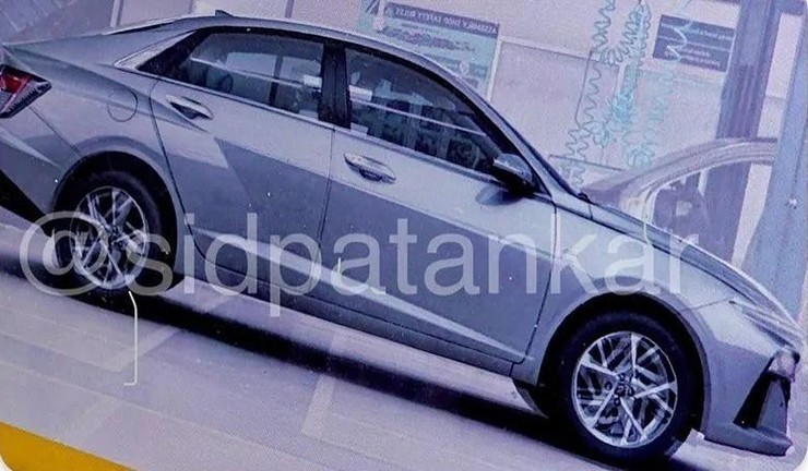 Hyundai Accent thế hệ mới chốt lịch ra mắt vào 21/3 Hyundai Accent thế hệ mới chốt lịch ra mắt vào 21/3