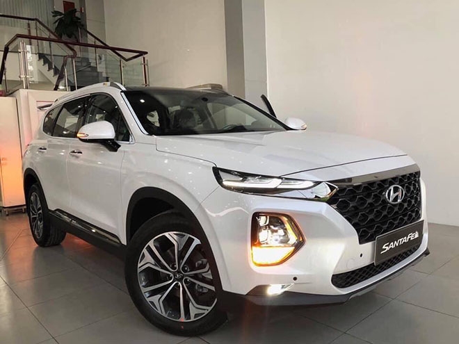 Hyundai SantaFe giảm 30 triệu đồng tại một số đại lý hyundai santa fe giam gia 30 trieu dong tai mot so dai ly