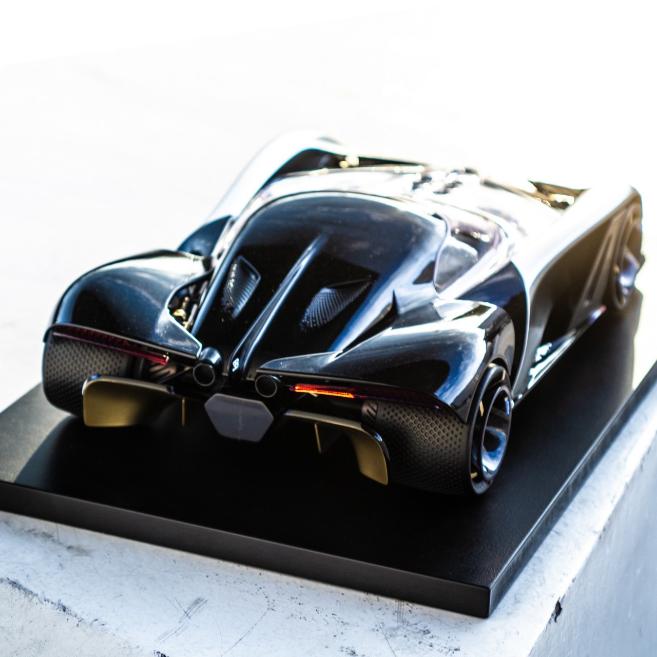 Bugatti La Finale có thể là chiếc xe chạy động cơ đốt trong cuối cùng của Bugatti bugatti la finale co the la chiec xe chay dong co dot trong cuoi cung cua bugatti