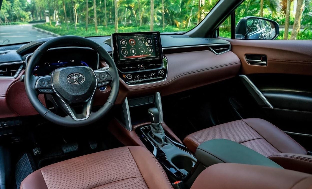 Toyota Corolla Cross hybrid giao gần 1.000 xe đến khách hàng kể từ ngày ra mắt Toyota Corolla Cross hybrid giao gần 1.000 xe đến khách hàng kể từ ngày ra mắt