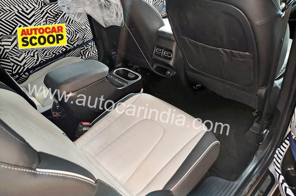SUV cỡ nhỏ 7 chỗ Hyundai Alcazar sắp ra mắt SUV cỡ nhỏ 7 chỗ Hyundai Alcazar sắp ra mắt