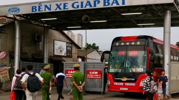 Từ 25/3, xe khách phải niêm yết giá vé ở bên ngoài xe