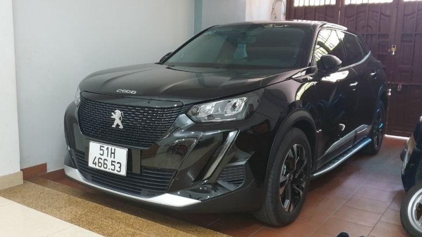 Người dùng Peugeot 2008 AT: Nội thất chỉ rộng ngang Vios