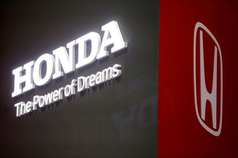 Toyota, Honda và loạt hãng xe Nhật rục rịch dừng sản xuất, nhập khẩu vào Nga
