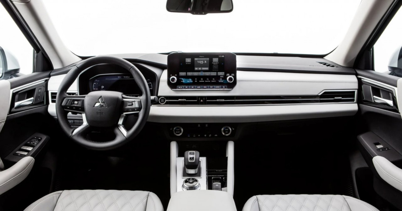 Nâng cấp ít, Mitsubishi Outlander mới khiến khách Việt bàn tán xôn xao Nâng cấp ít, Mitsubishi Outlander mới khiến khách Việt bàn tán xôn xao