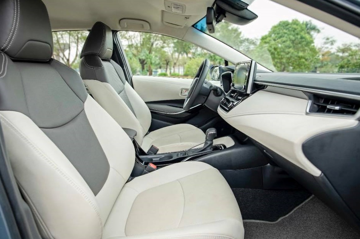 Giá lăn bánh Toyota Corolla Altis 2022 từ 813 triệu đồng