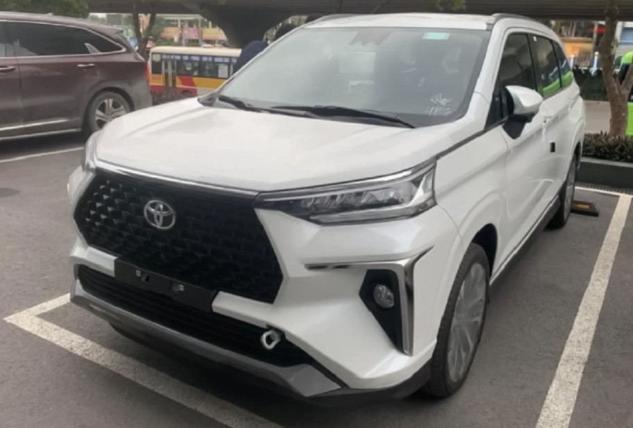 Ngày 22/3, Toyota Veloz chính thức ra mắt Việt Nam Ngày 22/3, Toyota Veloz chính thức ra mắt Việt Nam