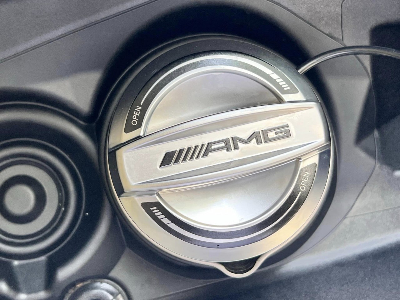 Chồng mua Mercedes-AMG G63 Edition 55 2023 tặng vợ nhân dịp lễ 8/3 Chồng mua Mercedes-AMG G63 Edition 55 2023 tặng vợ nhân dịp lễ 8/3