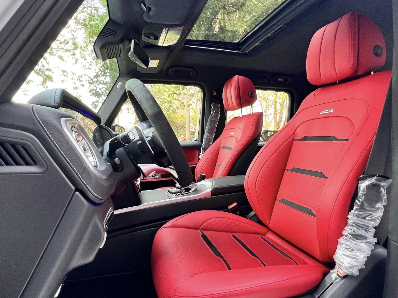 Chồng mua Mercedes-AMG G63 Edition 55 2023 tặng vợ nhân dịp lễ 8/3 Chồng mua Mercedes-AMG G63 Edition 55 2023 tặng vợ nhân dịp lễ 8/3