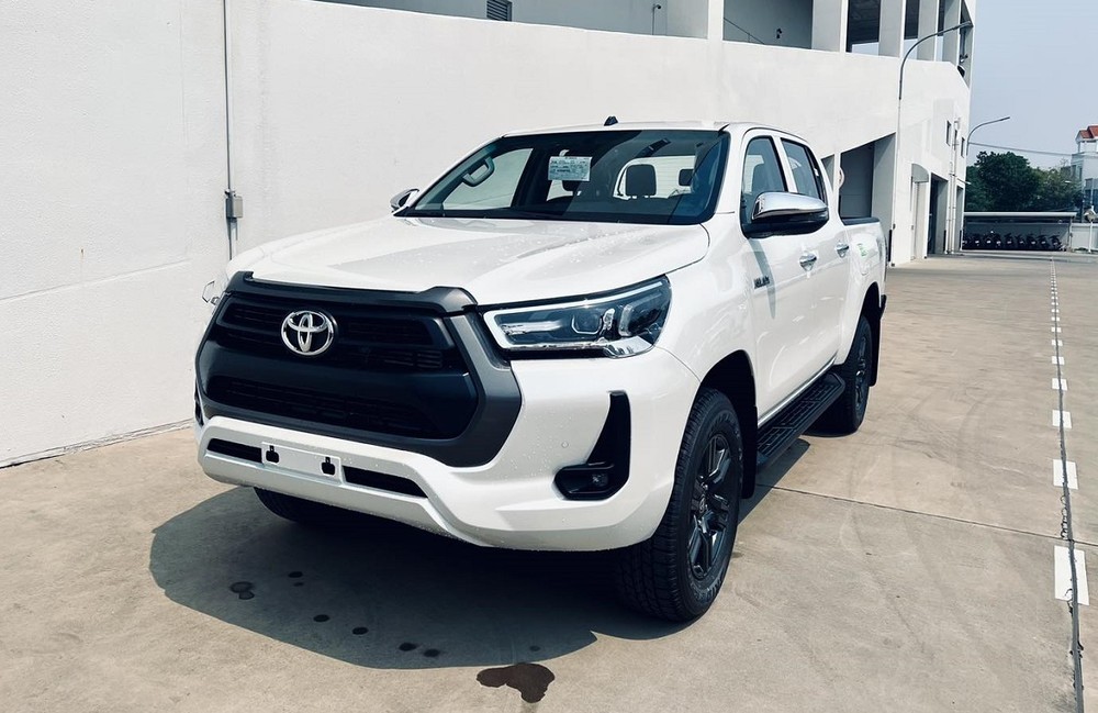 Toyota Hilux 2023 đã bắt đầu xuất hiện tại các đại lý Toyota Hilux 2023 đã bắt đầu xuất hiện tại các đại lý