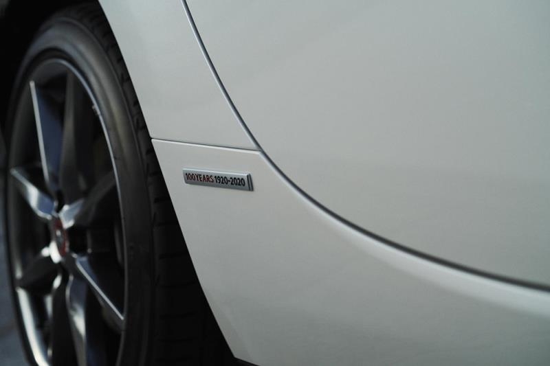 Mazda Miata ra mắt phiên bản đặc biệt kỷ niệm 100 năm hoạt động mazda miata ra mat phien ban dac biet ky niem 100 nam hoat dong