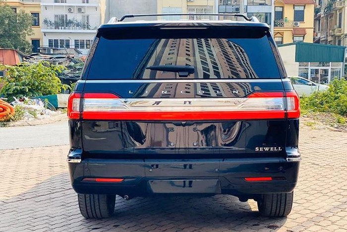 Cận cảnh Lincoln Navigator 2020 giá hơn 8 tỷ tại Việt Nam can canh lincoln navigator 2020 gia hon 8 ty tai viet nam