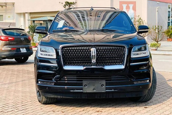 Cận cảnh Lincoln Navigator 2020 giá hơn 8 tỷ tại Việt Nam can canh lincoln navigator 2020 gia hon 8 ty tai viet nam