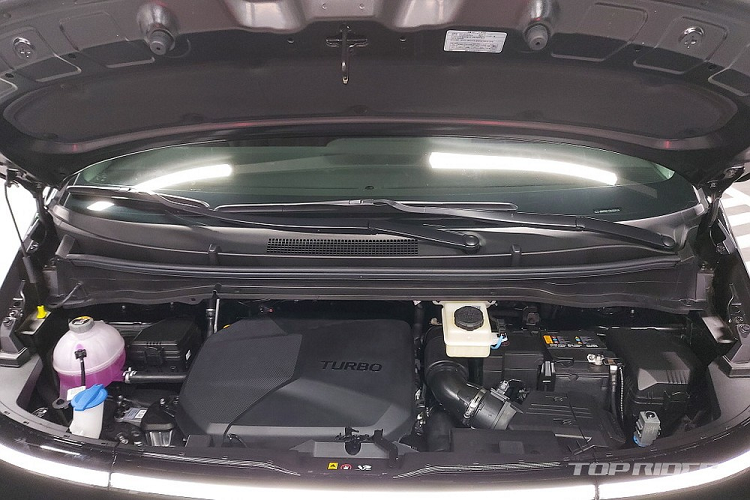 Ảnh thực tế MPV Hyundai Staria vừa ra mắt Ảnh thực tế MPV Hyundai Staria vừa ra mắt