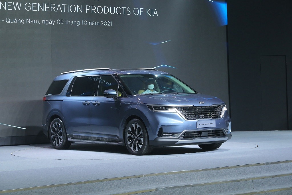 Kia Carnival sau nửa năm ra mắt: đổi tên - đổi số phận Kia Carnival sau nửa năm ra mắt: đổi tên - đổi số phận