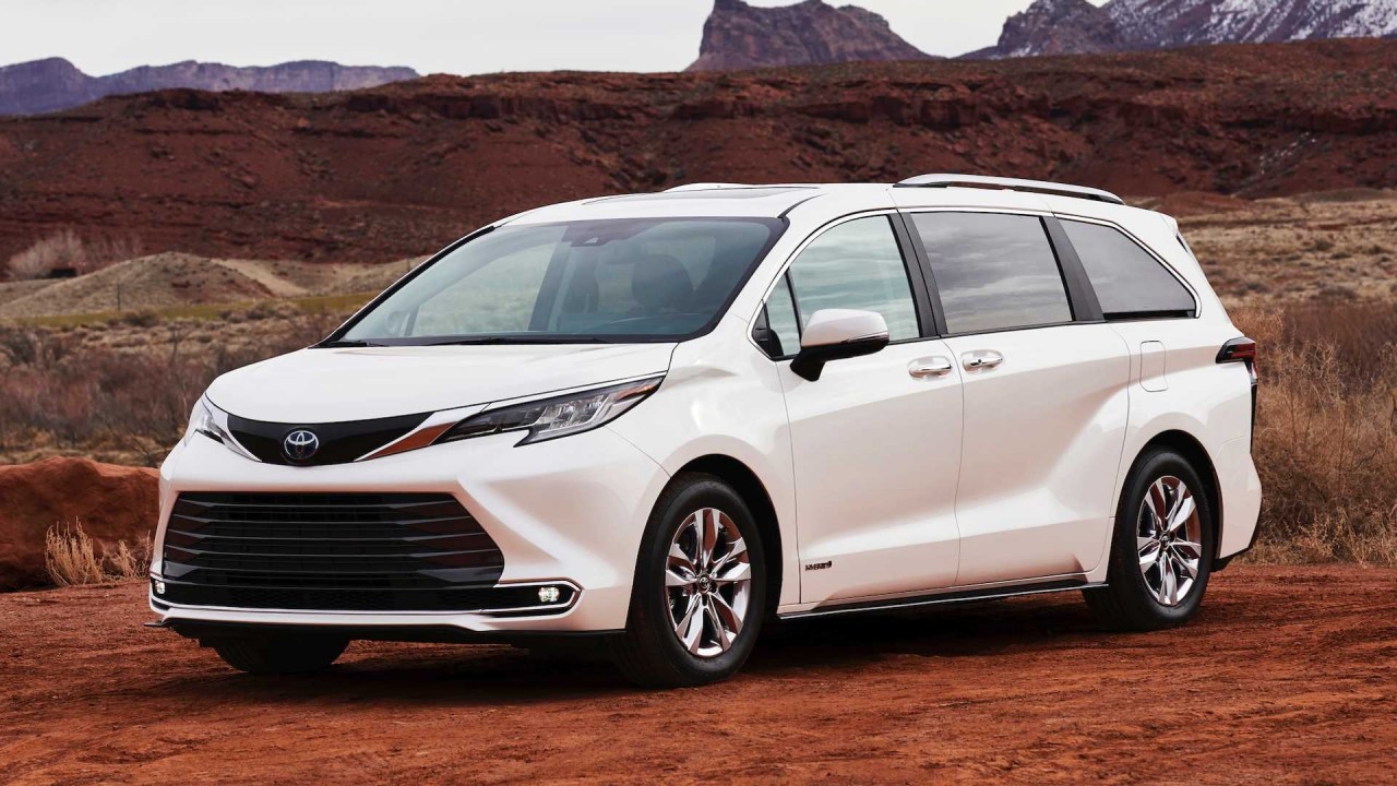 toyota sienna 2021 ra mat bo sung them phien ban dong co hybrid