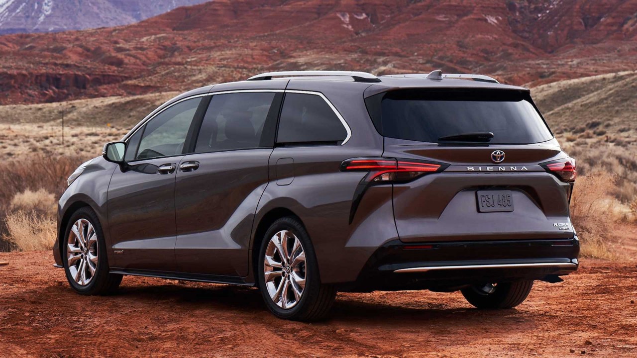 toyota sienna 2021 ra mat bo sung them phien ban dong co hybrid