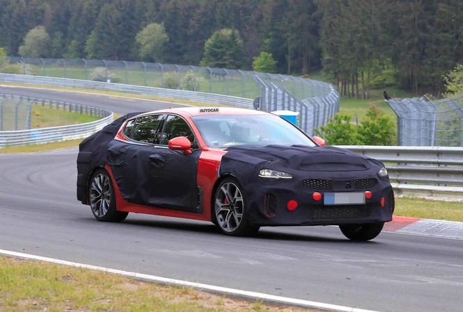 Kia Stinger thế hệ mới chạy thử nghiệm tại Nürburgring kia stinger the he moi chay thu nghiem tai n rburgring
