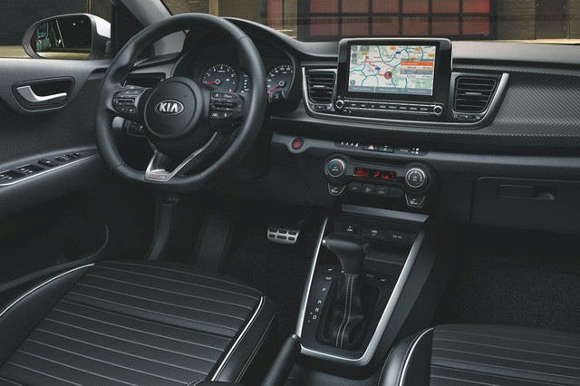 Kia Rio 2021 ra mắt, nâng cấp đáng kể trong khoang nội thất kia rio 2021 ra mat nang cap dang ke trong khoang noi that