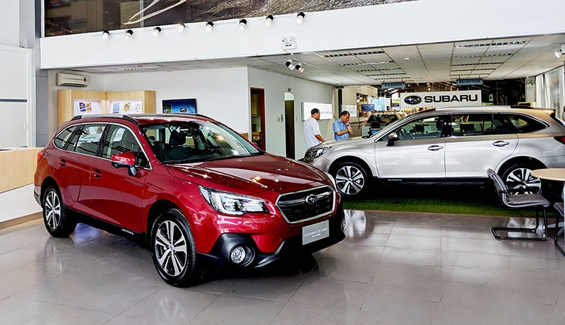giam gia 180 trieu dong subaru outback hi vong canh tranh duoc voi mercedes benz glc 200