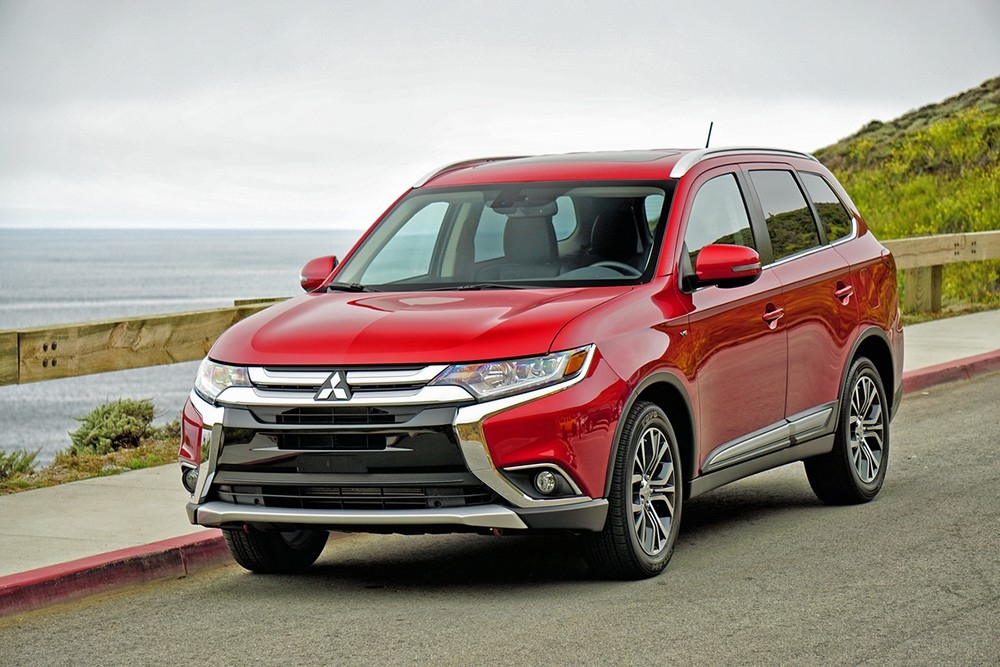 Mitsubishi Việt Nam triệu hồi xe sản xuất từ năm 1998 để thay túi khí Mitsubishi Việt Nam triệu hồi xe sản xuất từ năm 1998 để thay túi khí