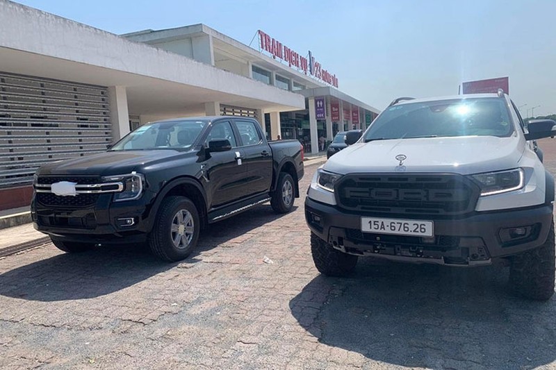 Ford Ranger 2022 mới đã lộ diện hoàn toàn tại Việt Nam Ford Ranger 2022 mới đã lộ diện hoàn toàn tại Việt Nam