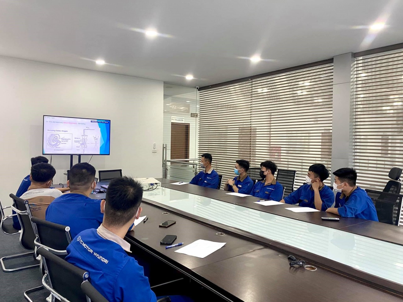 Xưởng dịch vụ Hyundai Phạm Văn Đồng: Điểm đến sửa chữa, bảo dưỡng xe uy tín nhất Hà Nội Xưởng dịch vụ Hyundai Phạm Văn Đồng: Điểm đến sửa chữa, bảo dưỡng xe uy tín nhất Hà Nội