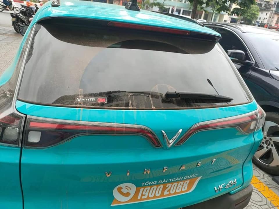 Tài xế taxi Xanh SM bị lập biên bản bởi thanh tra của công ty vì để xe bẩn Tài xế taxi Xanh SM bị lập biên bản bởi thanh tra của công ty vì để xe bẩn