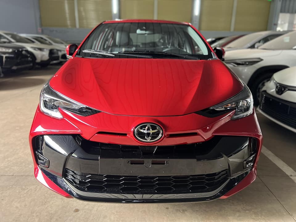 Những chiếc Toyota Vios 2023 đầu tiên bày sẵn ở đại lý, bản G CVT nhiều nâng cấp Những chiếc Toyota Vios 2023 đầu tiên bày sẵn ở đại lý, bản G CVT nhiều nâng cấp