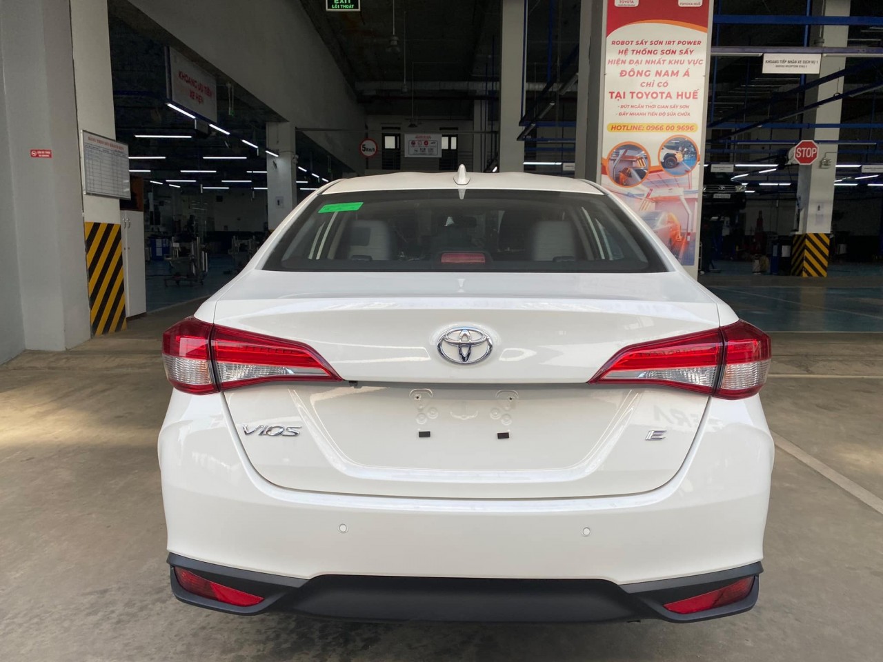 Những chiếc Toyota Vios 2023 đầu tiên bày sẵn ở đại lý, bản G CVT nhiều nâng cấp Những chiếc Toyota Vios 2023 đầu tiên bày sẵn ở đại lý, bản G CVT nhiều nâng cấp