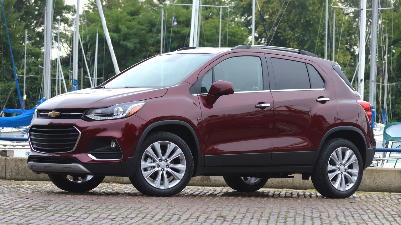 GM triệu hồi 12.456 xe Chevrolet các loại tại Việt Nam vì lỗi túi khí gm trieu hoi 12456 xe chevrolet cac loai tai viet nam vi loi tui khi