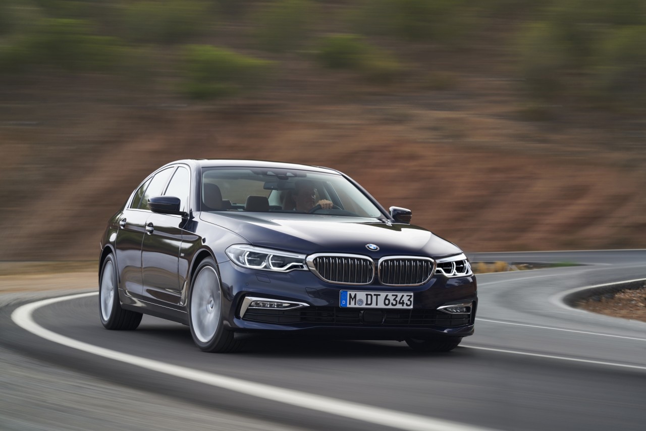 BMW Series 5 giảm giá sâu, BMW X3 nhận ưu đãi 185 triệu đồng bmw series 5 giam gia sau bmw x3 nhan uu dai 185 trieu dong