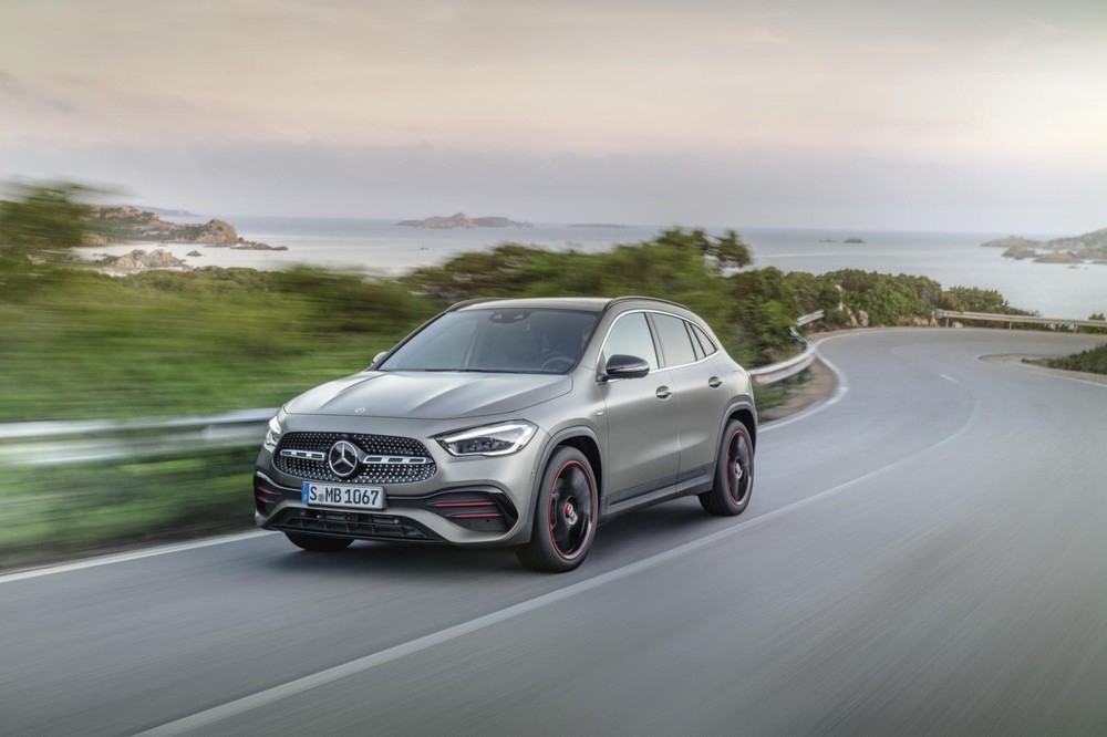 mercedes benz chinh thuc chot gia ban 36230 usd 841 trieu dong cho suv gla 2021 tai my