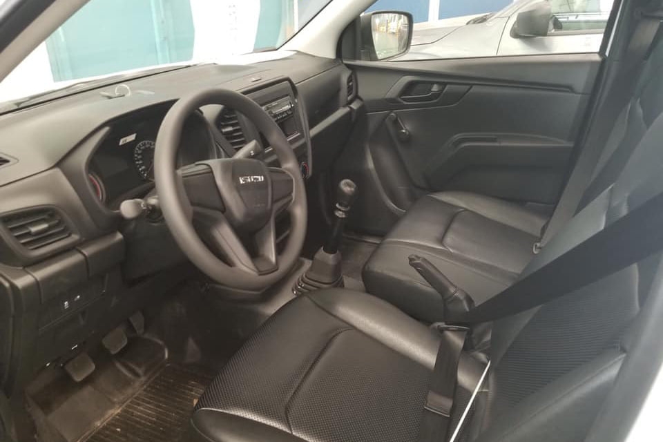 Đại lý chào bán Isuzu D-Max 2021 'giá rẻ' chỉ 399 triệu đồng Đại lý chào bán Isuzu D-Max 2021 'giá rẻ' chỉ 399 triệu đồng