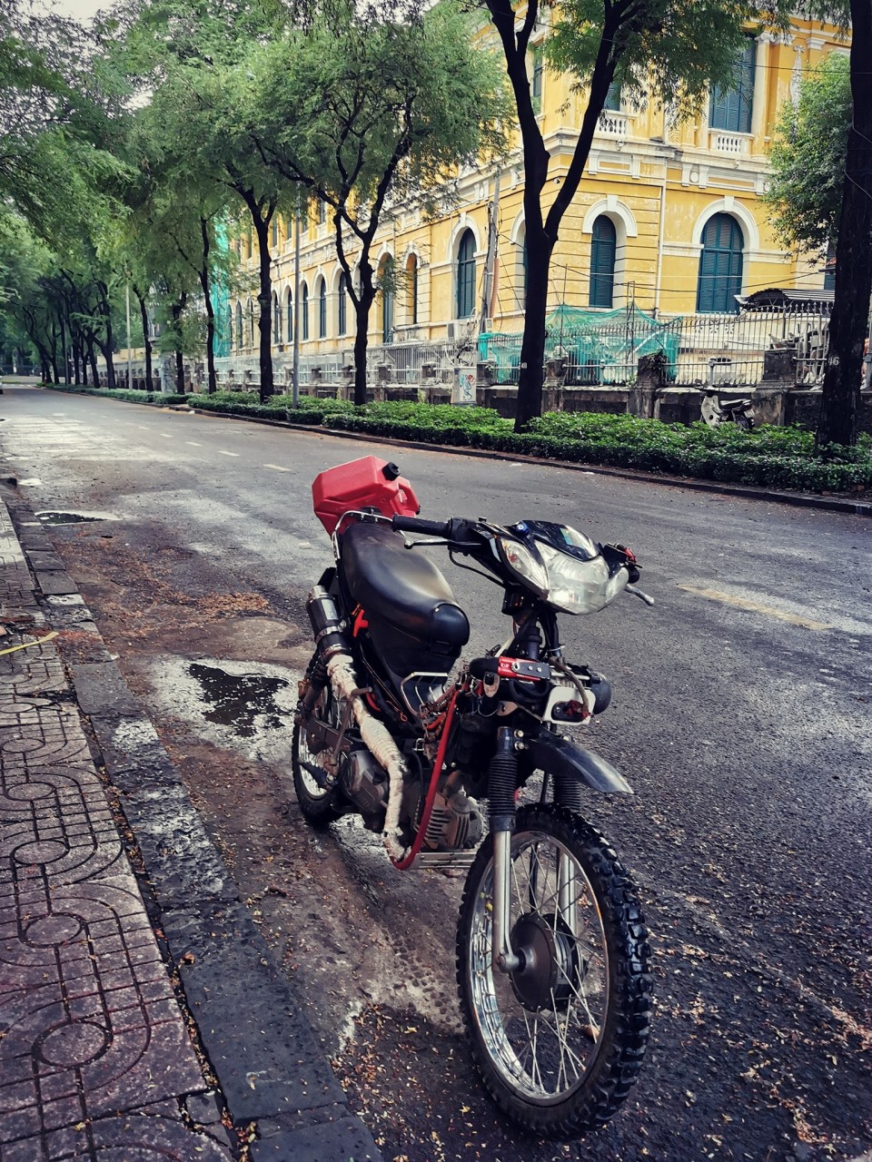 Review chiếc xe cỏ offroad, độ chế từ Yamaha Sirius
