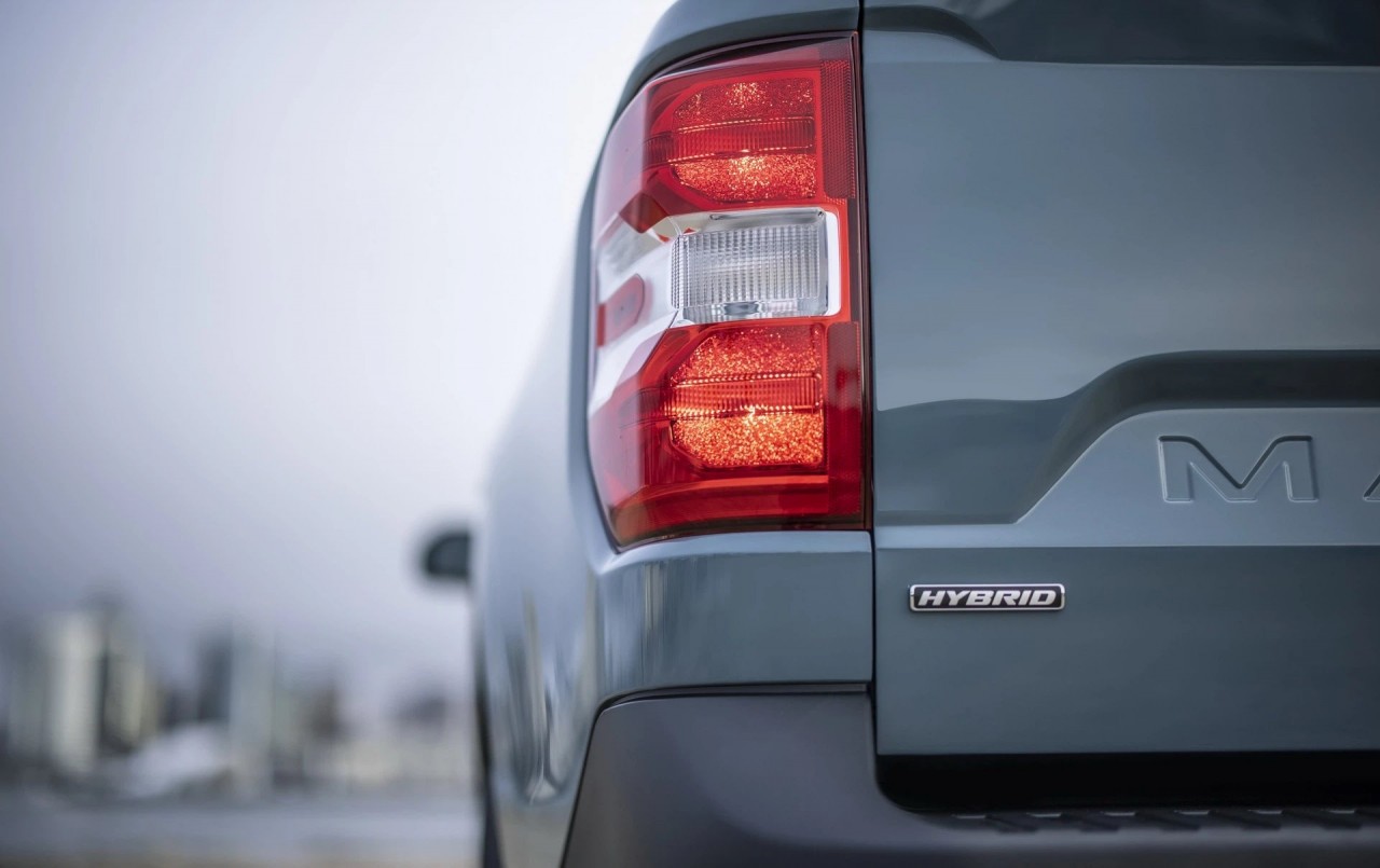 Bán tải Ford Maverick ra mắt, nhỏ và rẻ hơn Ranger