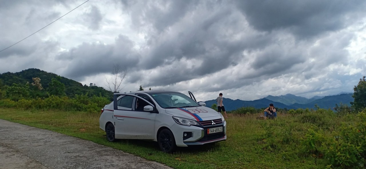 Trải nghiệm cung đường phượt cua gắt liên tục với Mitsubishi Attrage Trải nghiệm cung đường phượt cua gắt liên tục với Mitsubishi Attrage