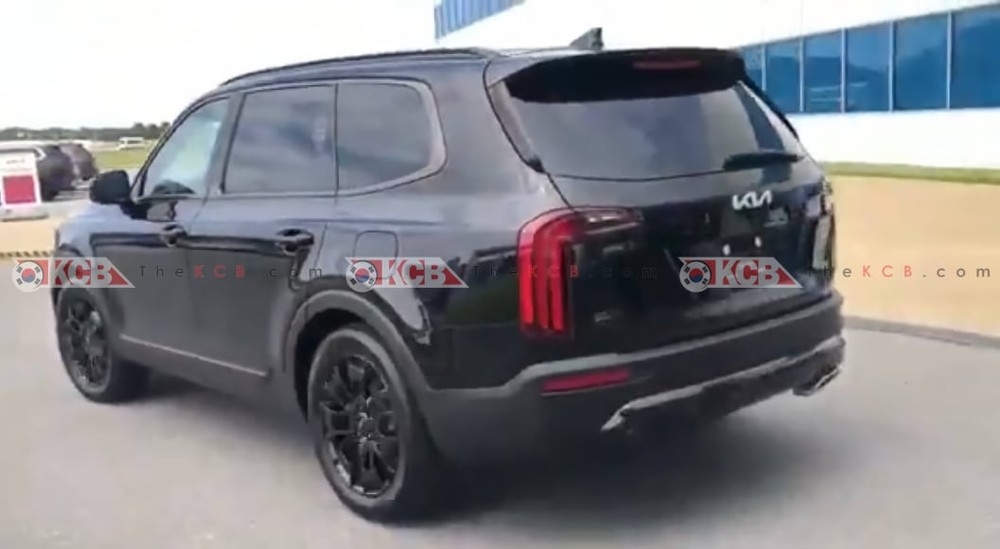 Kia Telluride 2022 lộ diện trên đường thử, có thêm phiên bản Nightfall Edition giống Seltos
