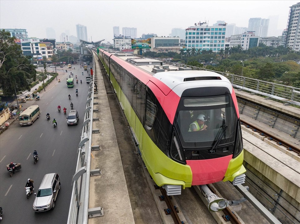 Đường sắt đô thị Nhổn - ga Hà Nội cho tàu chạy thử nghiệm vào ngày mai 1/7 Đường sắt đô thị Nhổn - ga Hà Nội cho tàu chạy thử nghiệm vào ngày mai 1/7